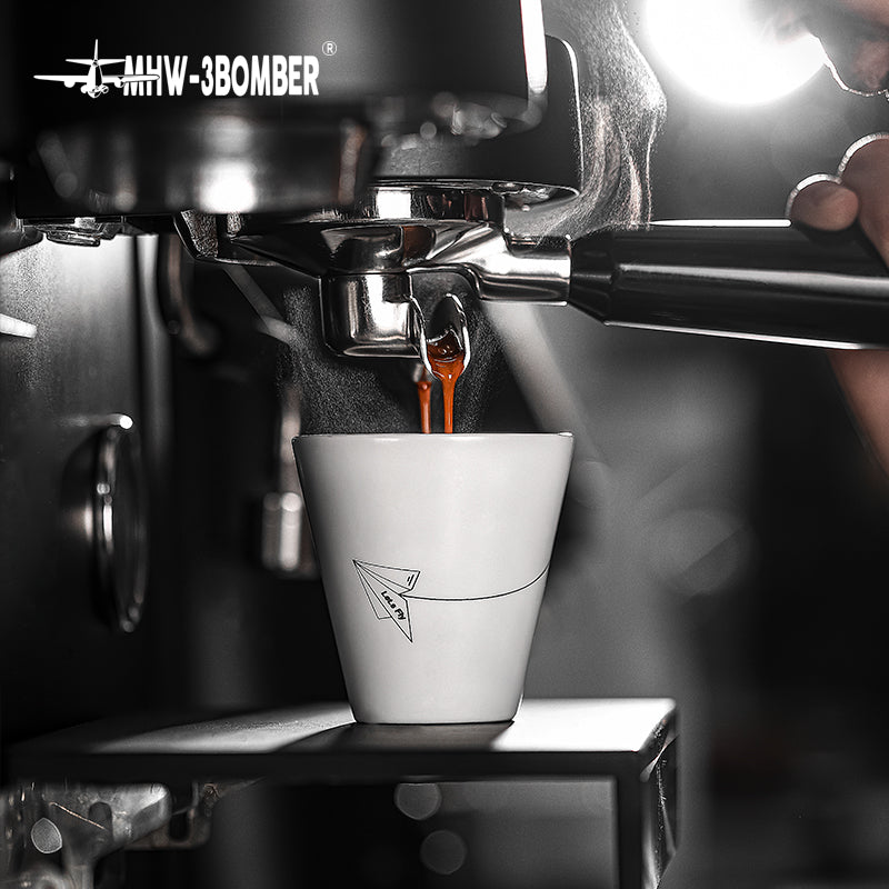 MHW-3BOMBER Winter Cup 120 ml, white cup under espresso machine
