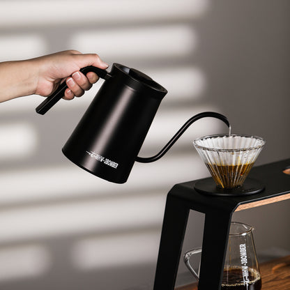 MHW-3BOMBER Assassin kettle pouring, black variant