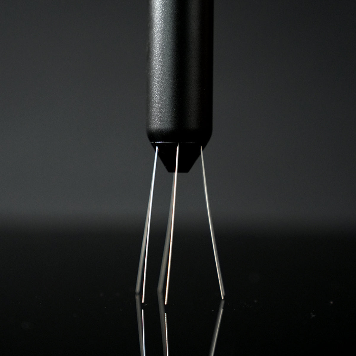 HiBREW Master Coffee WDT Tool — extended needles close-up. Demonstration props are not included.