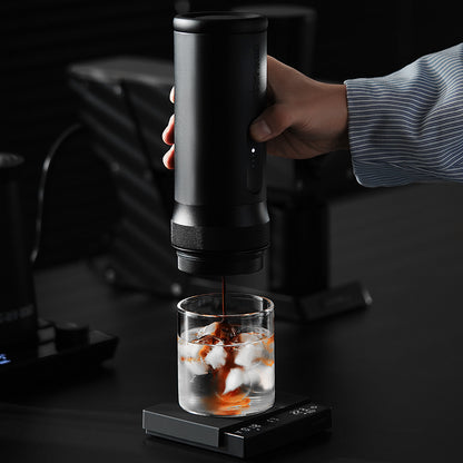 MHW-3BOMBER Cube Coffee Scale 3.0 Pro, black — ES6027B — portable espresso; brewing accessories are scene props