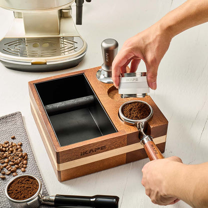 IKAPE V1 organizer used while preparing an espresso basket
