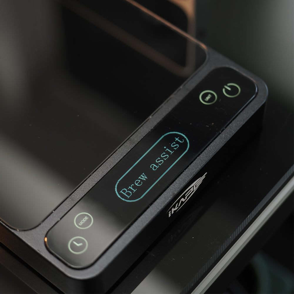 IKAPE V2 Pro black scale display close-up
