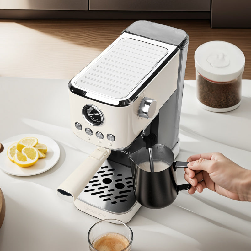 Circle Joy CJ-KFJ01 steam wand used with a milk pitcher