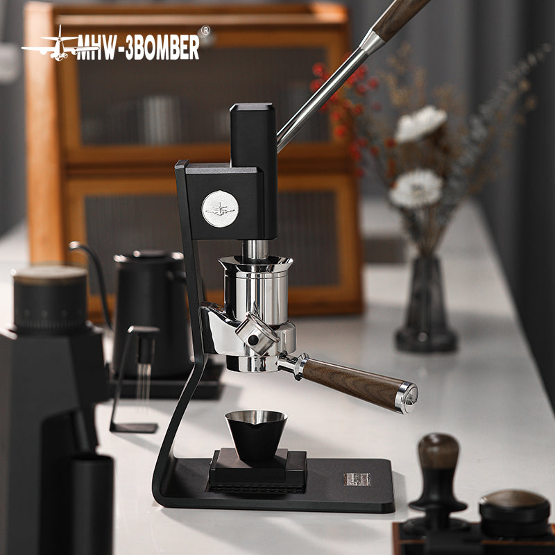 MHW-3BOMBER Sonic S7 black manual espresso machine with raised lever