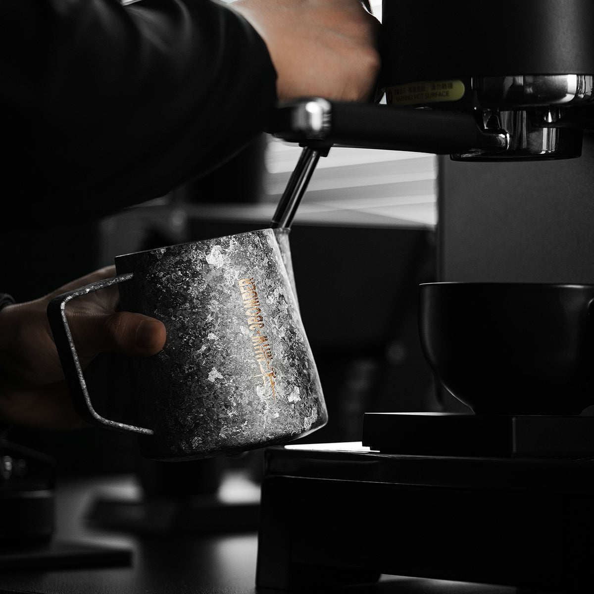 P6634 Silver Armour pitcher — milk steaming view