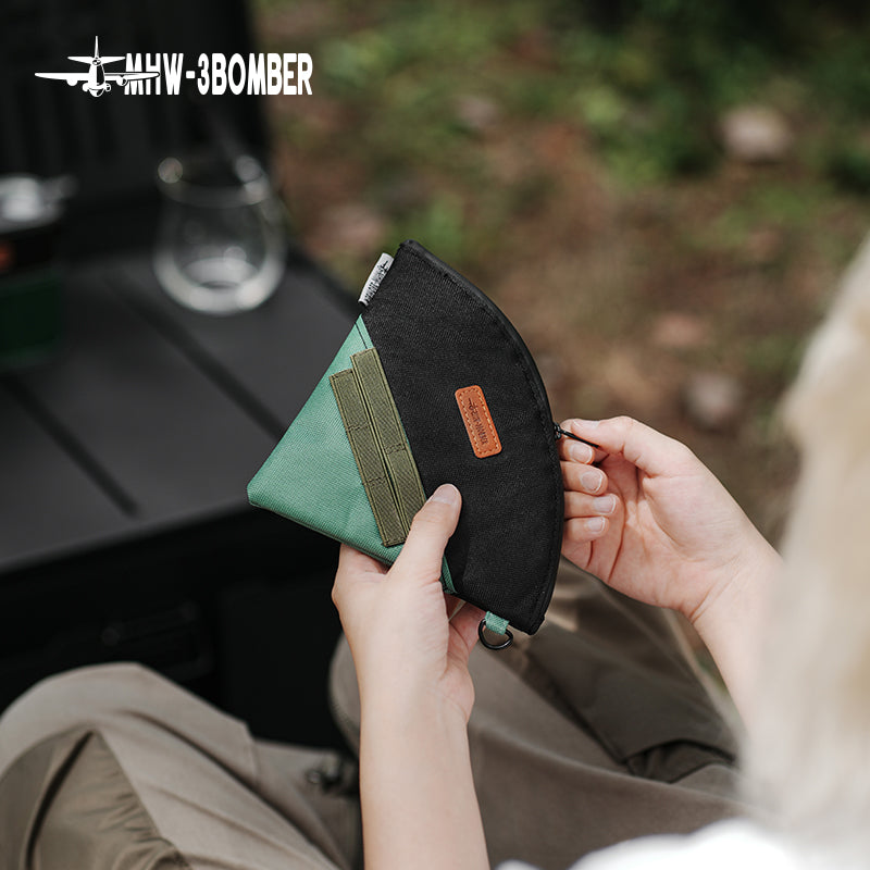 MHW-3BOMBER filter-paper bag held outdoors