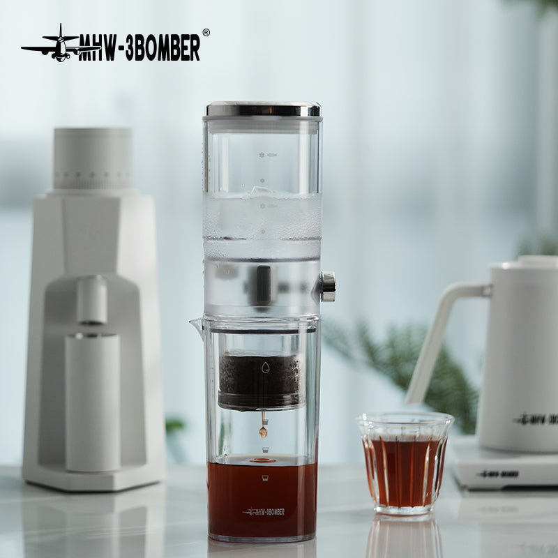 MHW-3BOMBER ID6135 clear Fresh Ice brewer assembled on a coffee counter; other equipment is not included