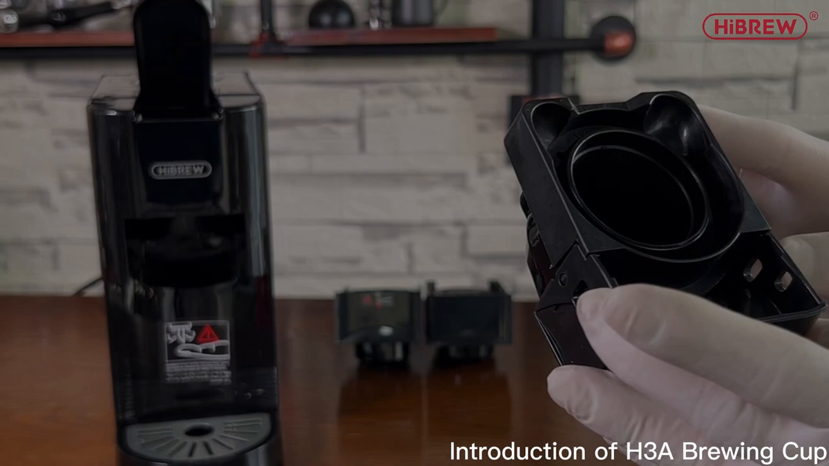 HiBREW H3A Silver EU — opened brewing adapter close-up