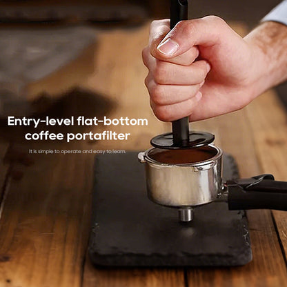 HiBREW H5A EU: coffee tamping in the portafilter basket