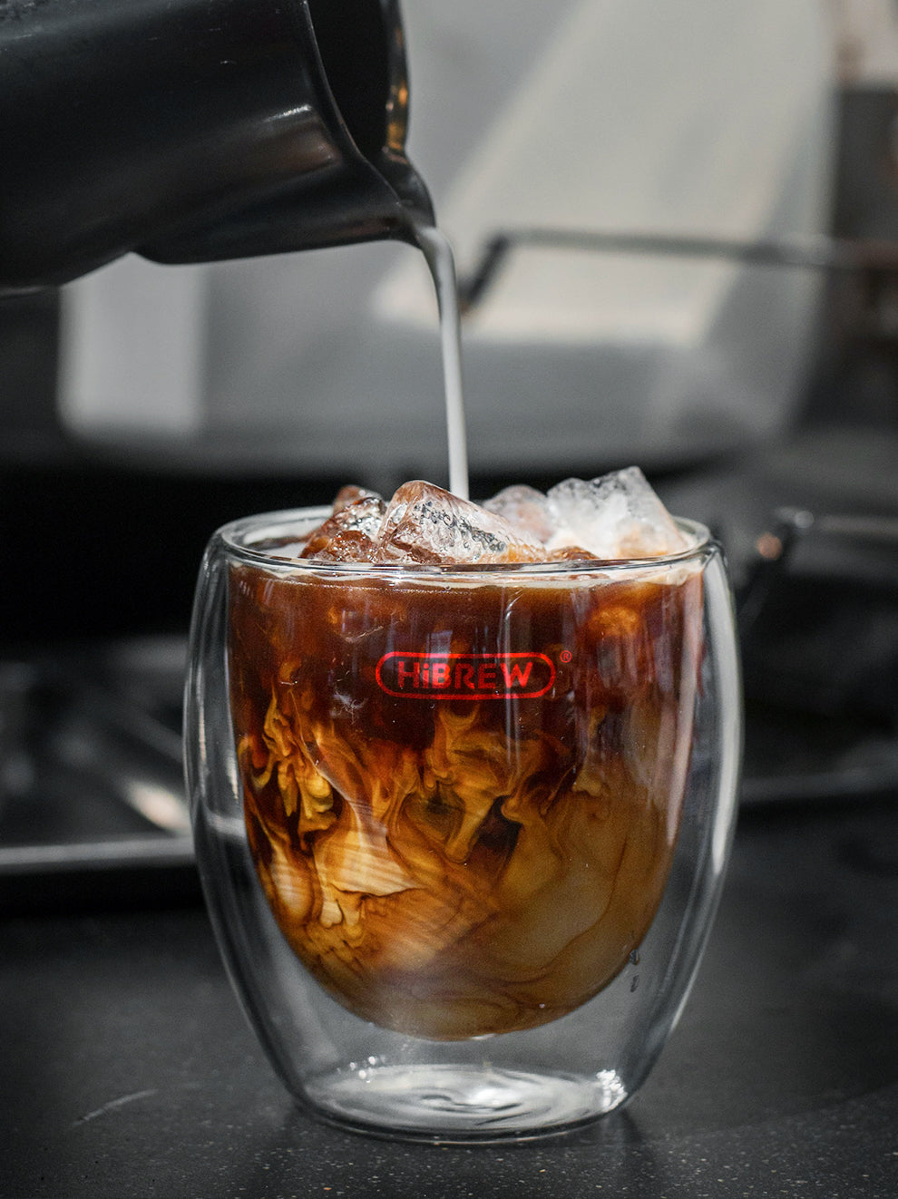 HiBREW H11 hot water and coffee preparation