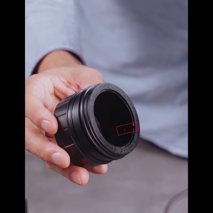 HiBREW H4 capsule-holder close-up