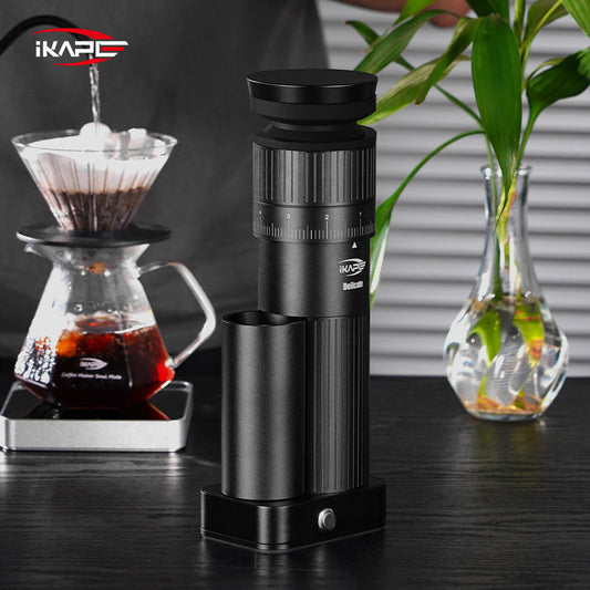 IKAPE MdjV1MG0209Hei_6X black plug-in electric grinder, manufacturer real scene 4; other equipment and props excluded