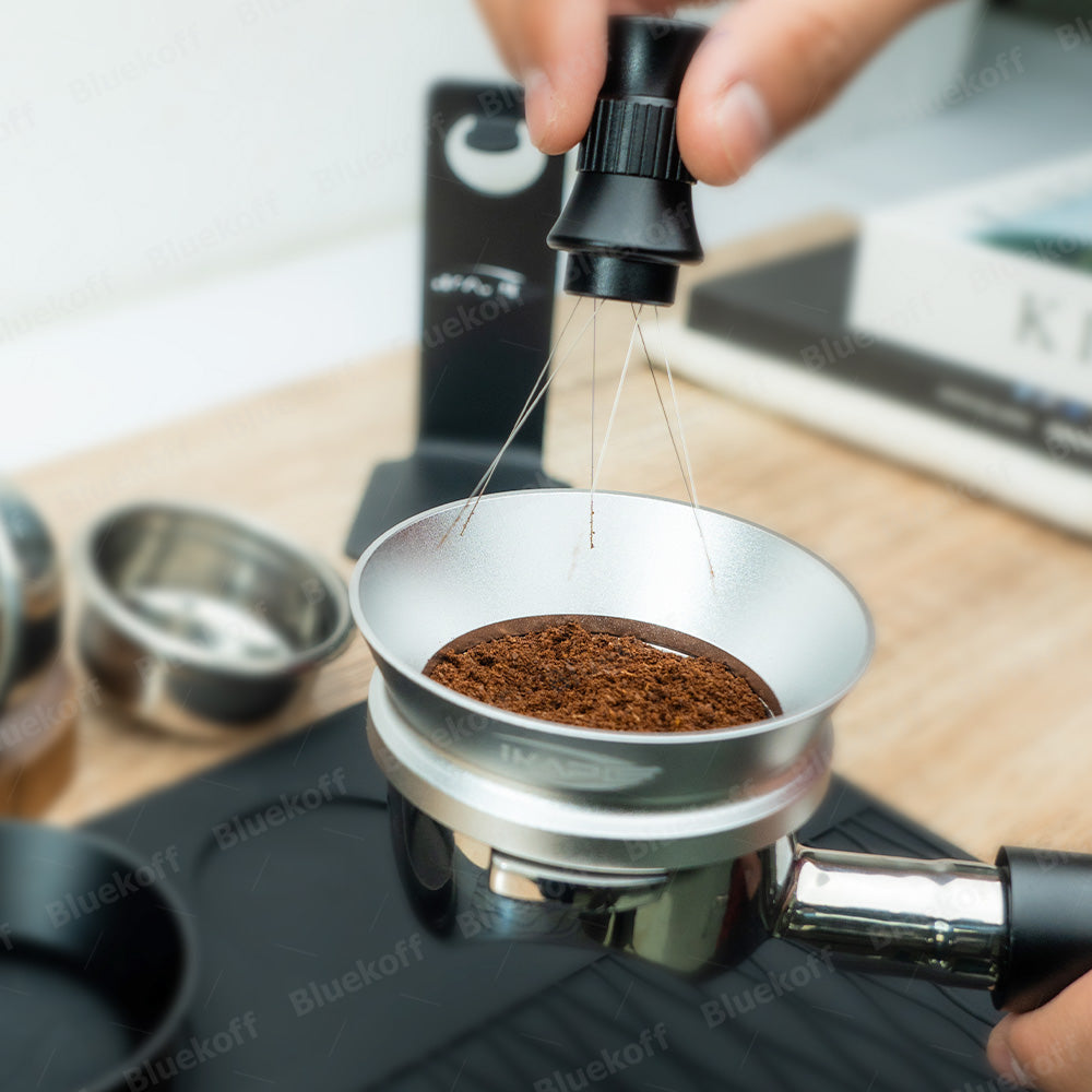 IKAPE Black adjustable WDT tool stirring grounds, close view