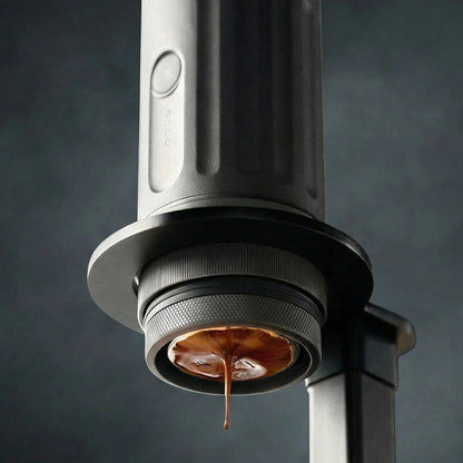 CERA+ PCM03S-MAX Space Grey: manufacturer photograph of extraction underside; stand is a scene prop, not confirmed included