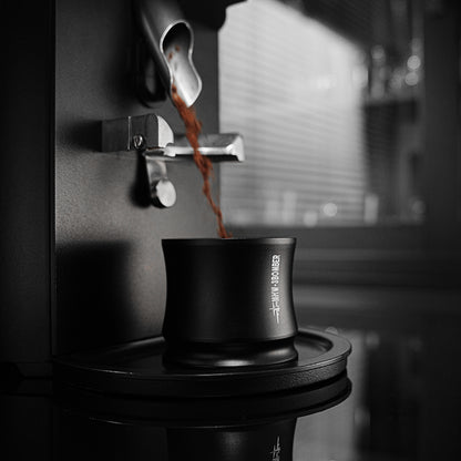 MHW-3BOMBER Radiance dosing tool below a coffee grinder