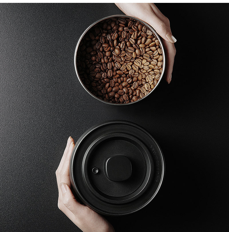 MHW-3BOMBER VC6033 open coffee canister and lid from above